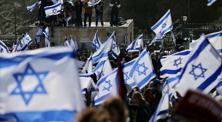 Netanyahu hükümetinin yargı düzenlemesi Meclisten geçti