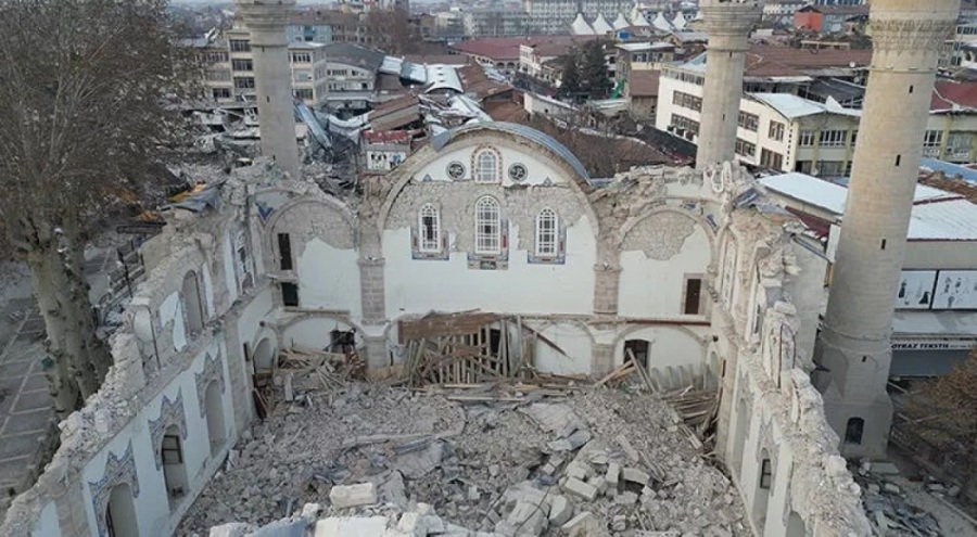 Depremin vurduğu Malatya'daki yıkım havadan görüntülendi