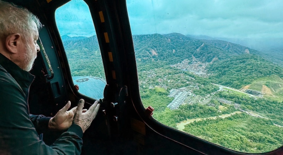 Brezilya'da aşırı yağışlar heyelana yol açtı: 44 kişi öldü