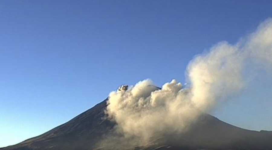 Popocatepetl Yanardağı'nda patlamalar devam ediyor