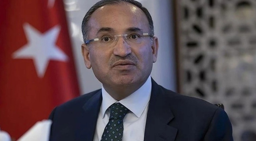 Bakan Bozdağ'dan depremde yıkılan binalarla ilgili yeni açıklama