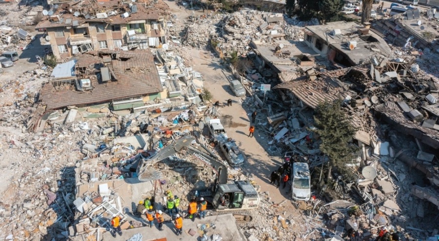 Deprem bölgesinde işten çıkarmalar yasaklandı