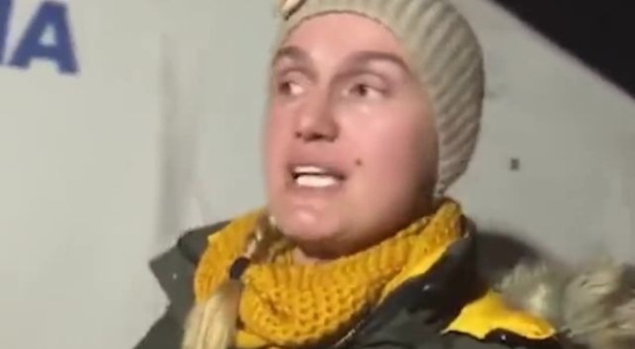 Tuğba Özay'dan çadır isyanı