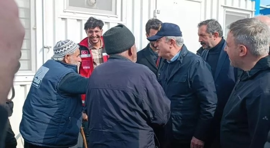 Bakan Akar Nurdağı'nı ziyaret etti