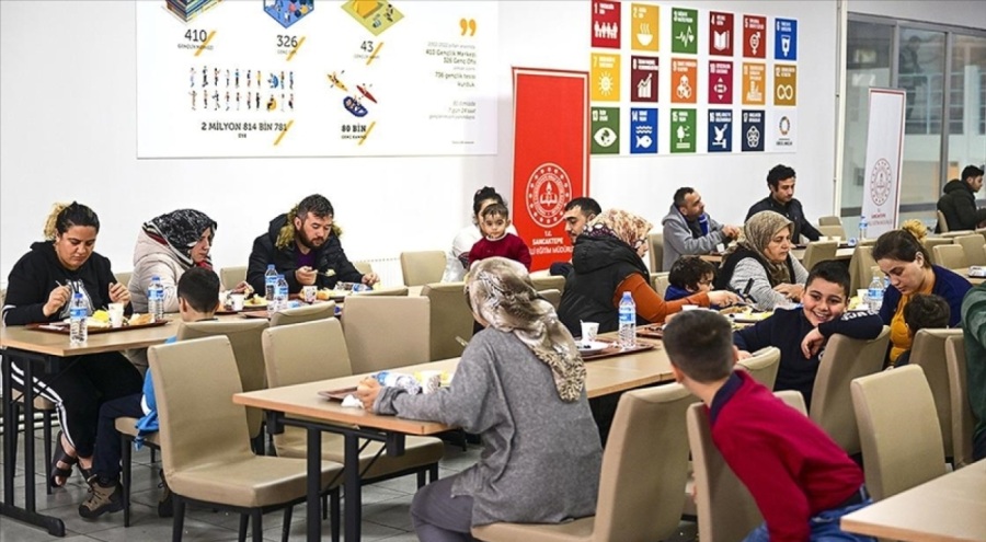 Depremzedeler, kamu kurum ve kuruluşlarının konaklama ve yemek hizmet ücretlerinden muaf tutulacak