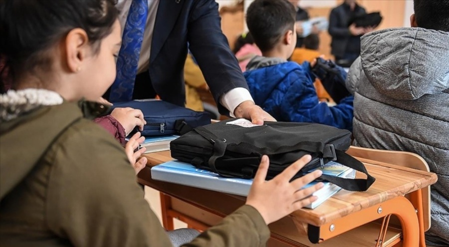 Ankara Büyükşehir Belediyesi afetzede öğrencilere ücretsiz LGS ve YKS kursu verecek