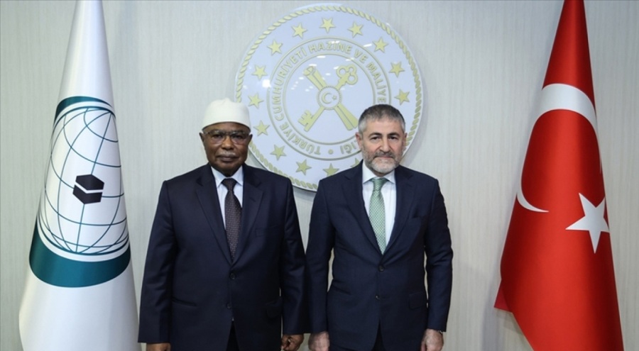 Bakan Nebati, İslam İşbirliği Teşkilatı Genel Sekreteri Taha ile bir araya geldi