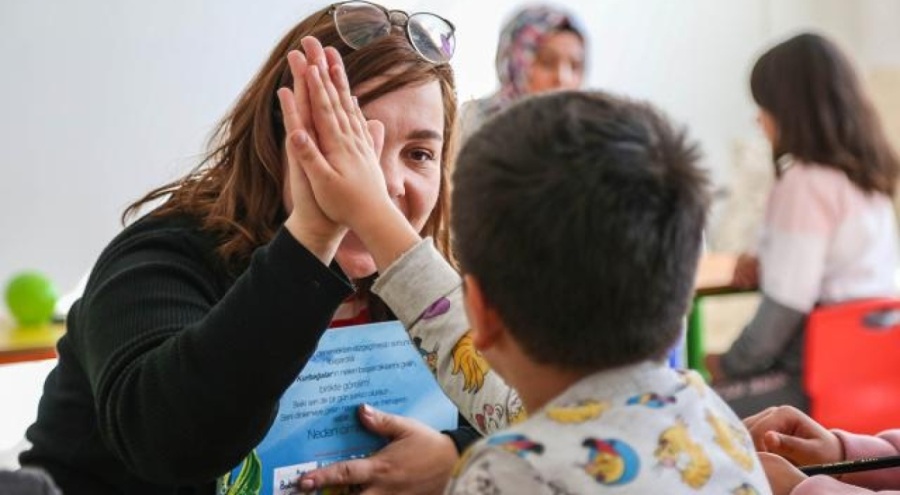 Depremlerden etkilenen 583 bin 751 kişiye psikososyal destek