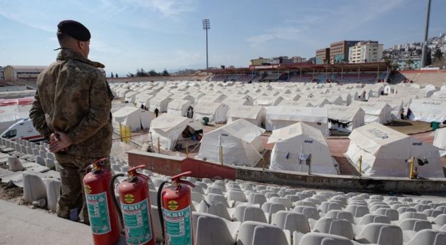 Mehmetçik çadır kentte yangın nöbetinde