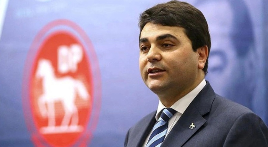 Gültekin Uysal partisinin cumhurbaşkanı adayını açıkladı