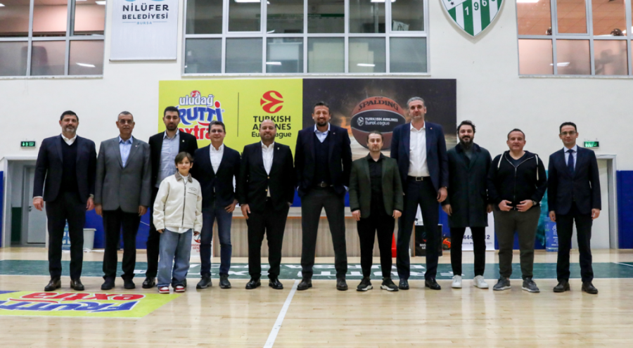 Hidayet Türkoğlu'ndan Frutti Extra Bursaspor'a ziyaret