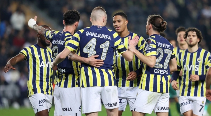 Fenerbahçe, Konyaspor'u  4-0 mağlup etti