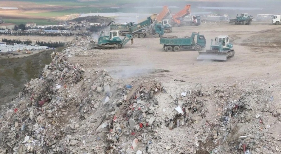 Kahramanmaraş'taki enkaz 1,5 ayda yerinden kaldırılacak