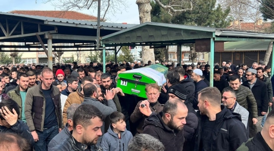Bursa'da varil patlamasında hayatını kaybeden genç toprağa verildi