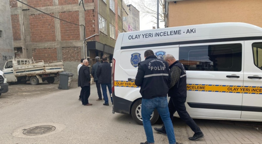 Bursa'da bir kadın yalnız yaşadığı evinde ölü bulundu