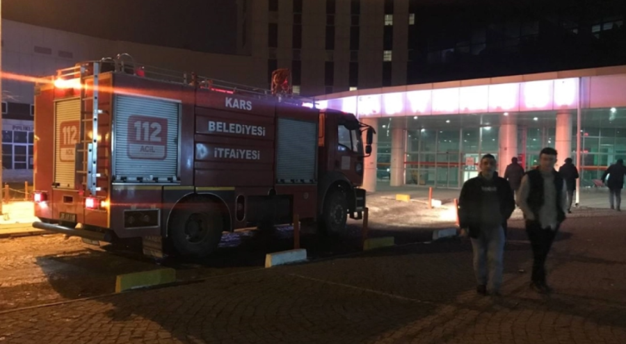 Kars'ta devlet hastanesinde yangın