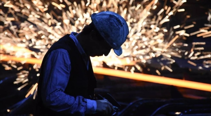 Demir çelikte gümrük vergisine erteleme geldi