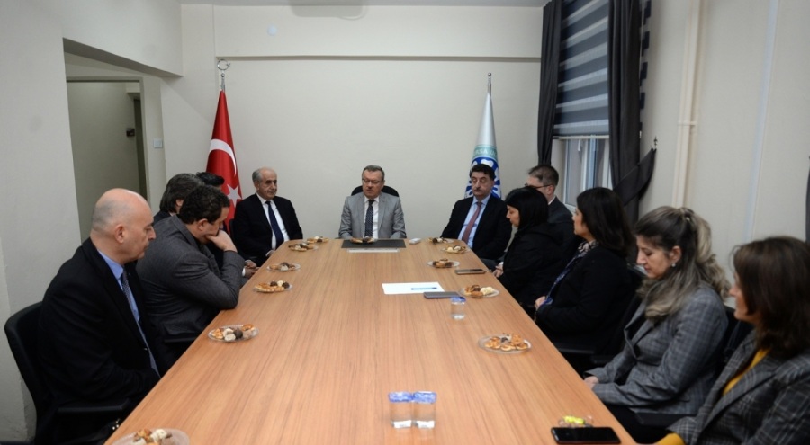Bursa Uludağ Üniversitesi Diş Hekimliği Fakültesi'ne yeni dekan