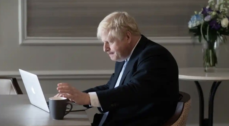 Eski Britanya Başbakanı Boris Johnson Amerikalılara küfür etti!