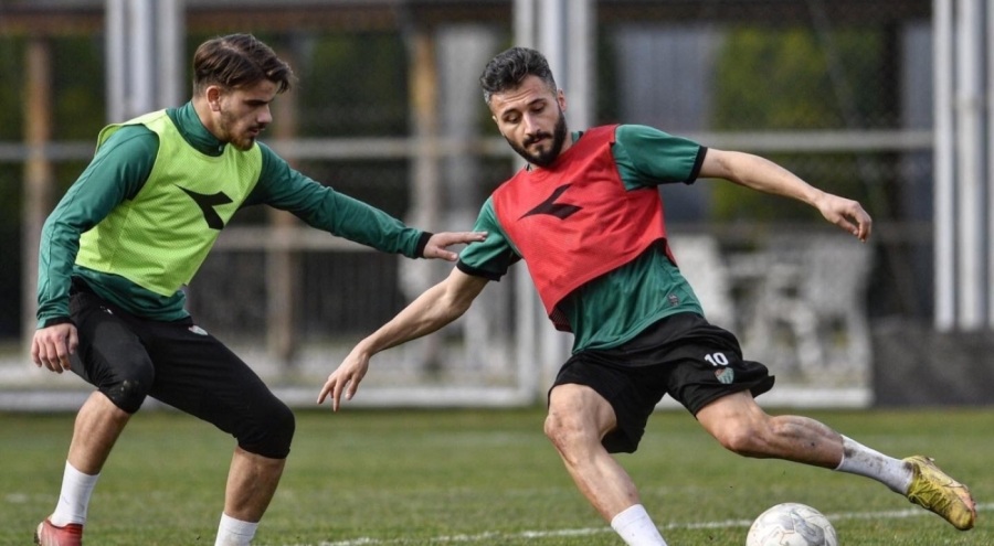 Bursaspor, Amed Sportif Faaliyetler maçına hazırlanıyor