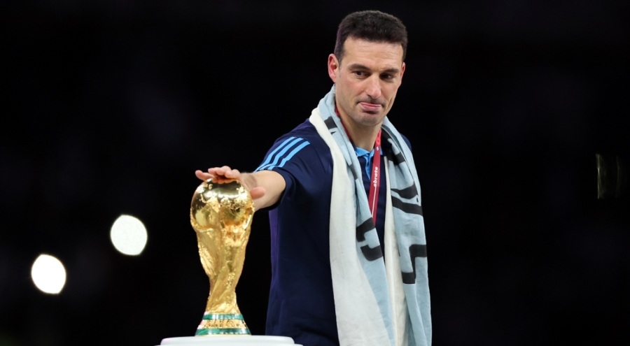 Arjantin, 3 yıl daha Scaloni ile devam dedi