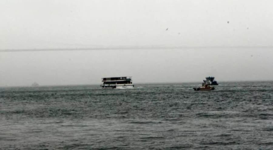 İstanbul Boğazı sis nedeniyle transit gemi geçişlerine kapatıldı