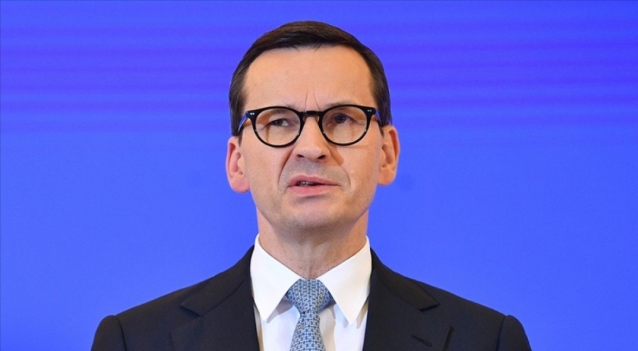 Polonya Başbakanı, Rusya'dan petrol ithalatını durduracağını açıkladı!