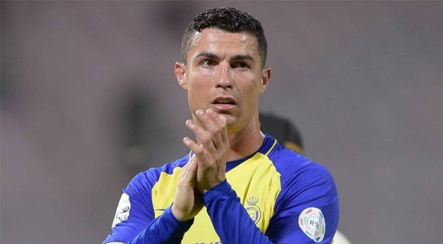 Cristiano Ronaldo ayın futbolcusu seçildi