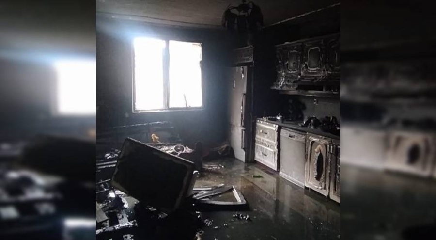 Evinde yangın çıktığı için pencereden atlayan kişi yaşamını yitirdi