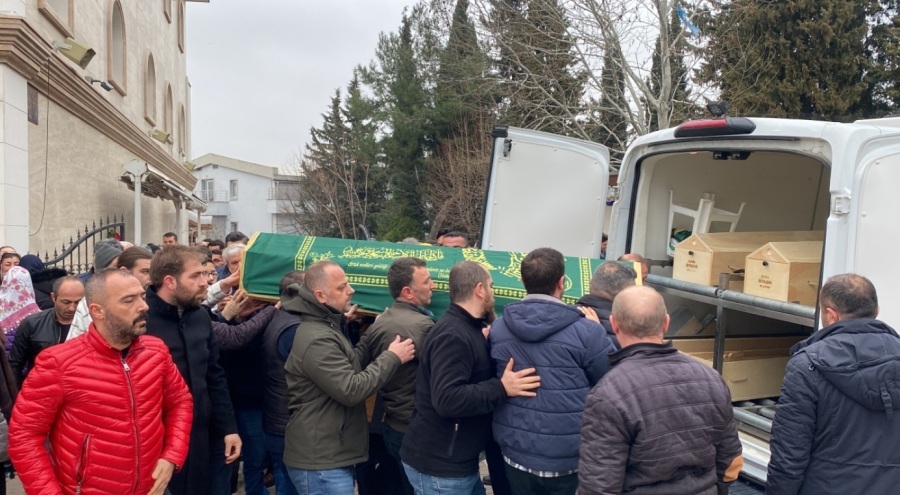 Bursa'da cinayete kurban giden eczacı kalfasına son görev