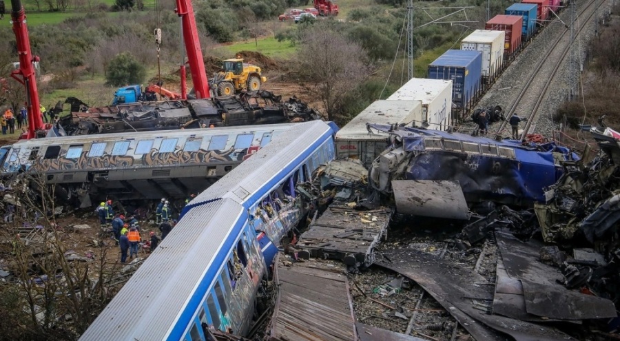 Yunanistan'da can kaybı 43 oldu!