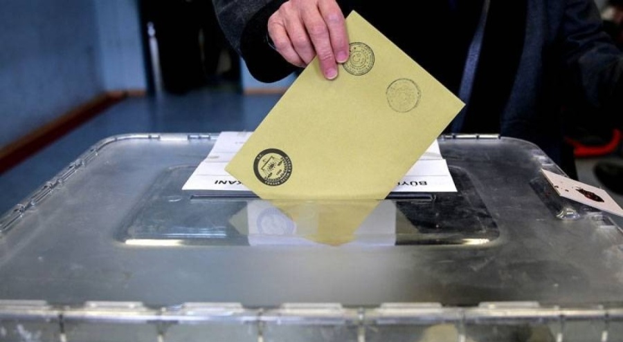 YSK'dan deprem bölgesinde inceleme