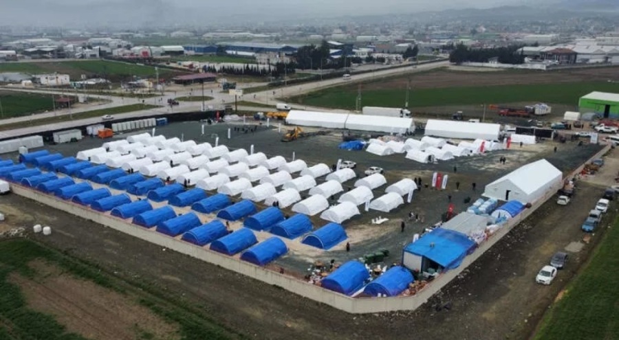 Aselsan depremzedelere çadır desteği