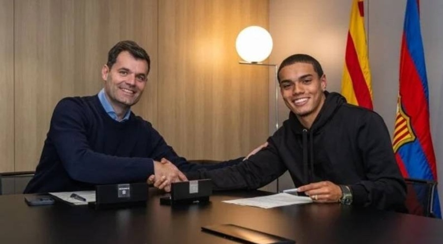 Barcelona, Ronaldinho'nun oğlunu kadrosuna kattı