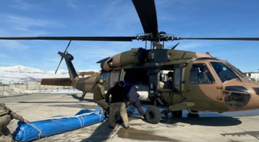 Malatya'nın kırsal mahallelerine havadan yardım