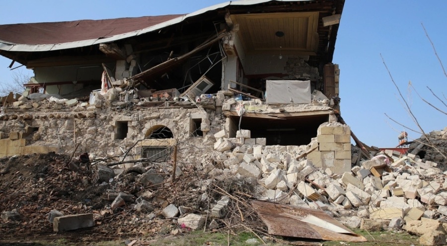 Zerda dizisinin çekildiği konak depremde büyük hasar aldı