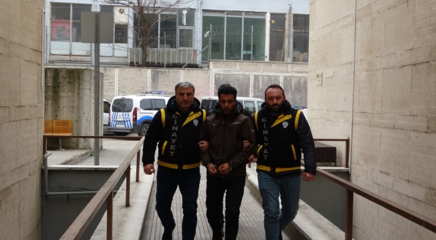 Bursa'da oğlunun arkadaşının babasını öldürmüştü! Adliyeye sevk edildi