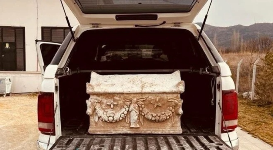 Afyonkarahisar'da Roma dönemine ait lahit bulundu