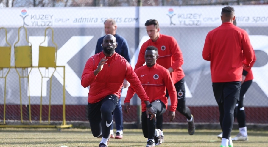 Gençlerbirliği hazırlıklarını tamamladı