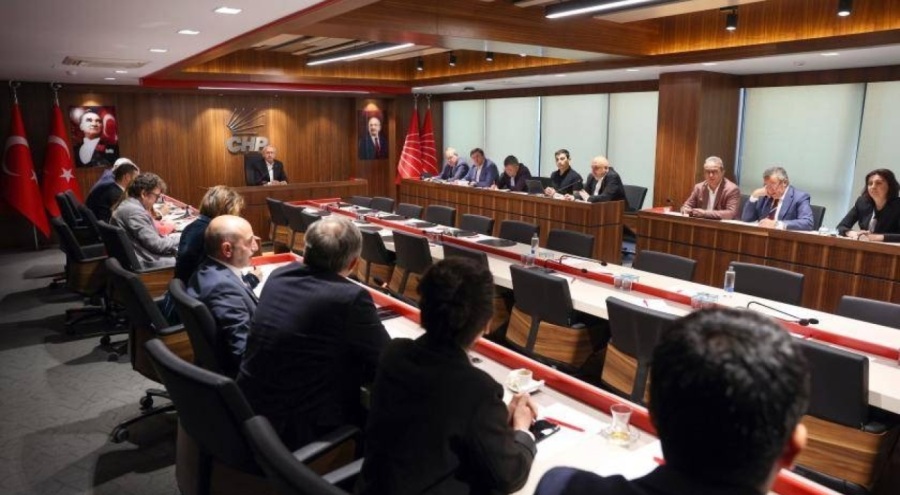 CHP'nin olağanüstü MYK toplantısı sona erdi