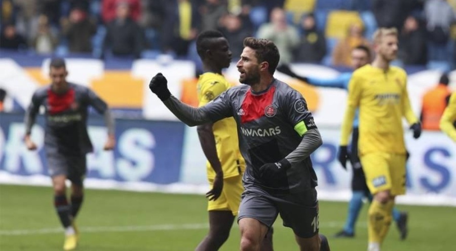 Beşiktaş'tan Fabio Borini için yeni teklifini sundu