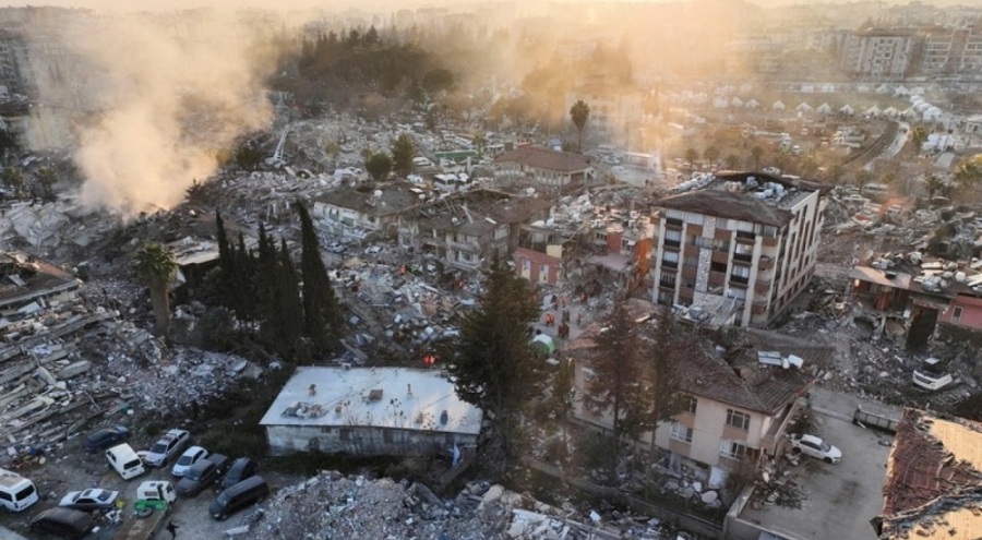 Depremde yıkılan binaların 170 milyon tondan fazla atığı ortaya çıktı