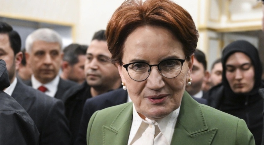 Meral Akşener masada neler yaşandığını anlattı!