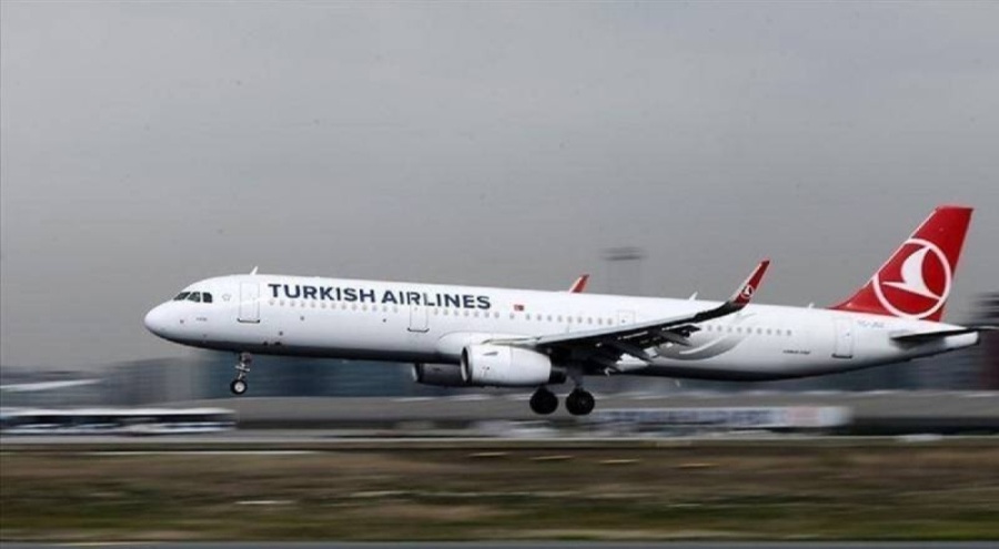 Meyve kokusu THY uçağını geri döndürdü