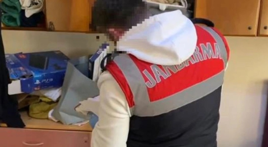 Uygunsuz çocuk videosu indiren 2 kişiye gözaltı kararı!