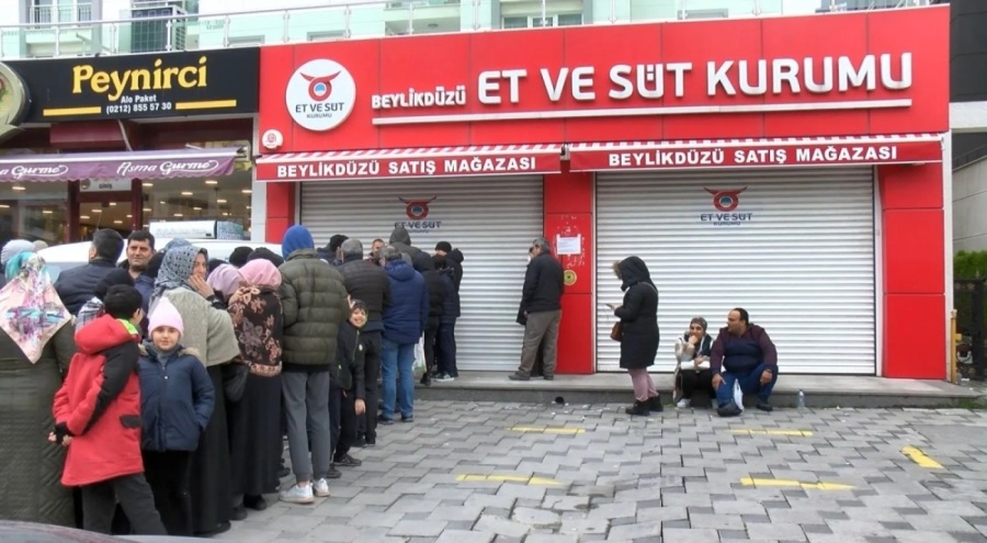 Et fiyatları yüzde 50 yükseldi, satıcı da tüketici de tepkili