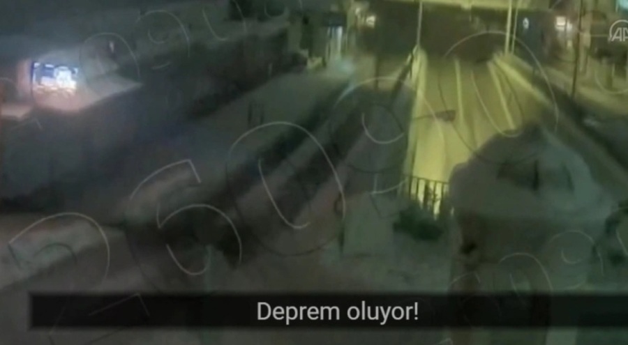 Depremin dehşete düşüren ilk anları itfaiye telsizinde kaydedildi!