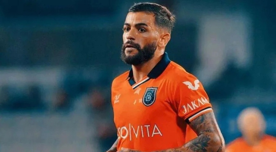 Başakşehir Brezilyalı oyuncu Caiçara ile yollarını ayırdı