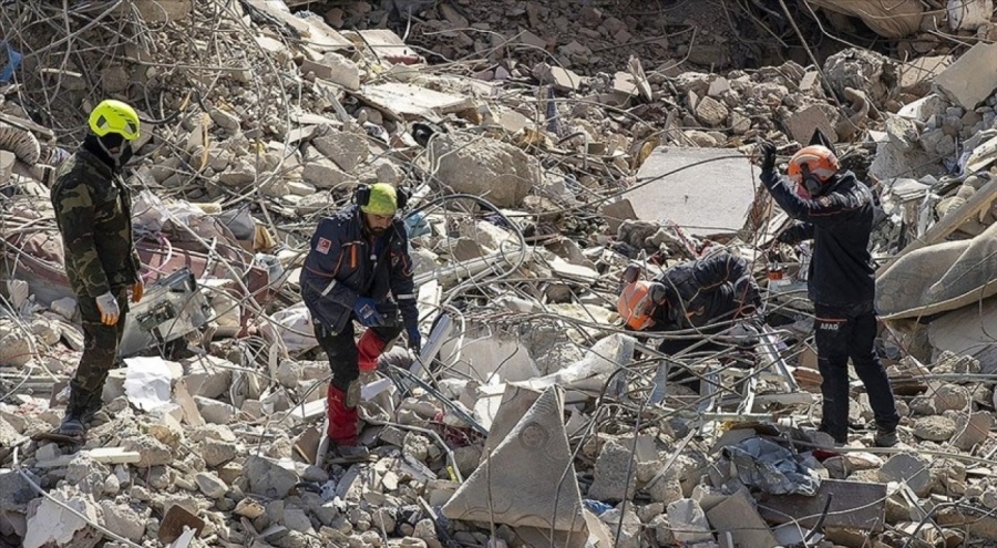 İsviçreli akademisyen: Kurtarma ekipleri inanılmaz işler başardı