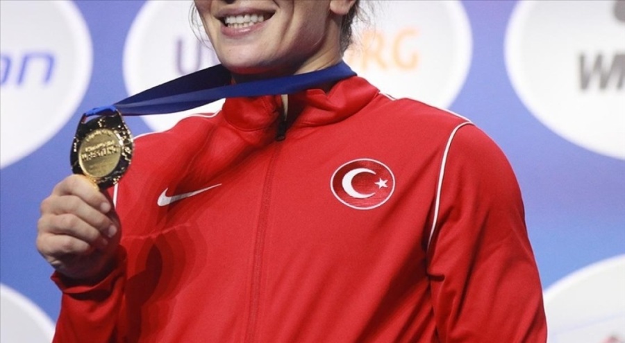 Türk sporcuların 2022'de kazandığı  551 madalyanın 337'sini kadınların!